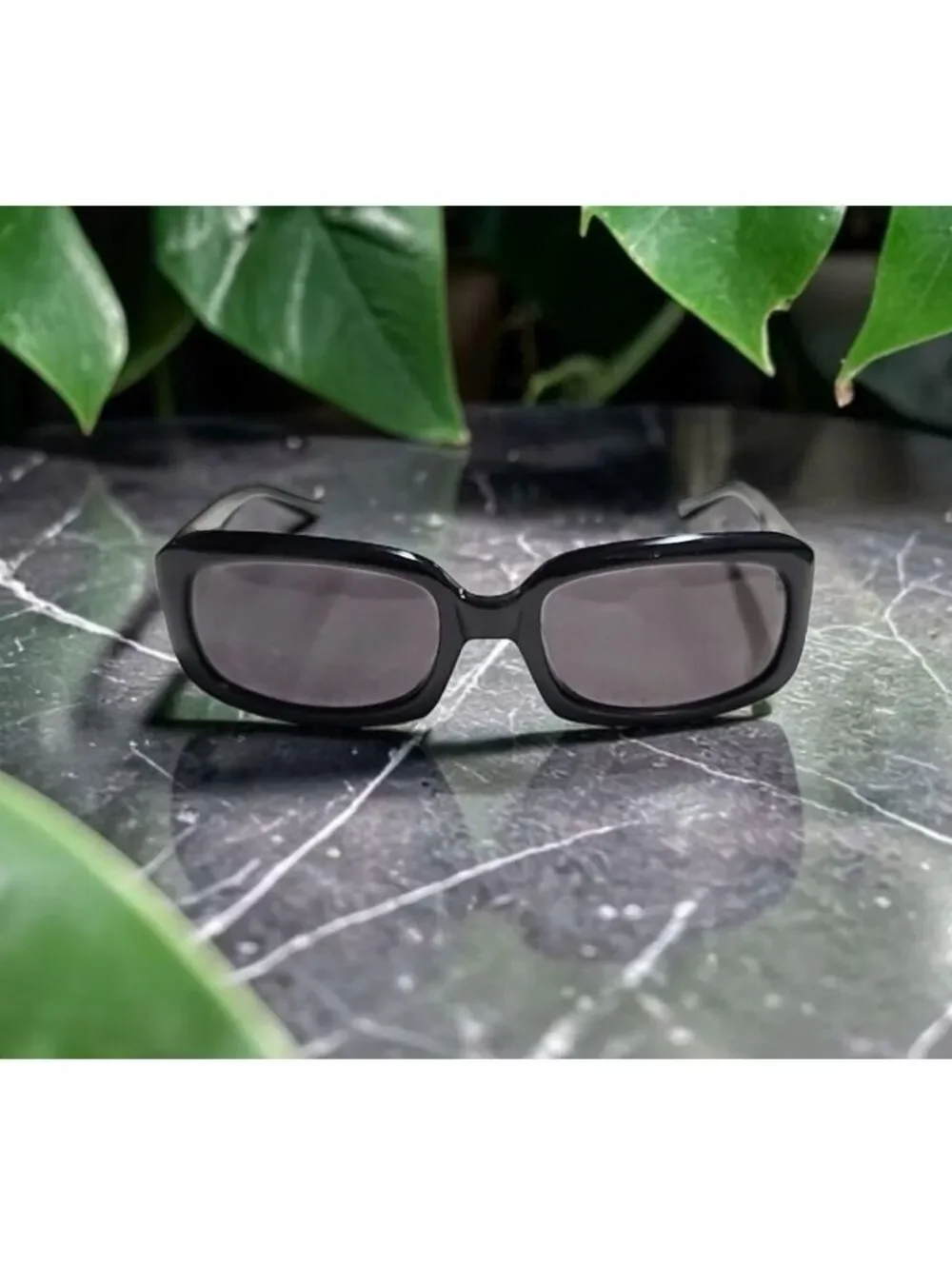 Vera Bradley Meredith CS Sunglasses Black Floral Arms UV400 – Women’s – Read